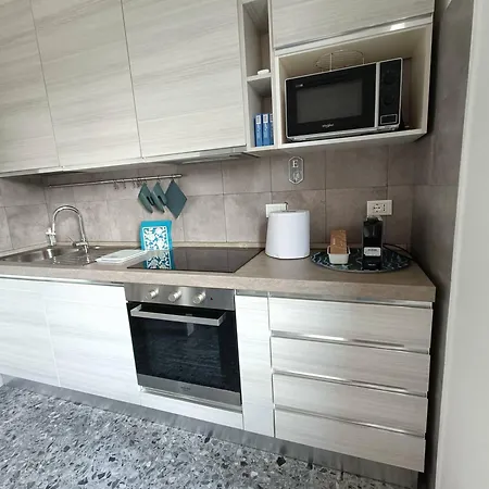 Holiday home A Due Passi Dai Miracoli