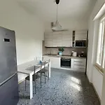 A Due Passi Dai Miracoli Дом отдыха Пиза